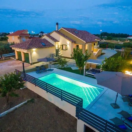 Villa Filed Hills *